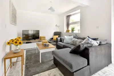 Image de Maison avec 3 chambres et 5 chambres Ă Londres dans Hemel Hempstead