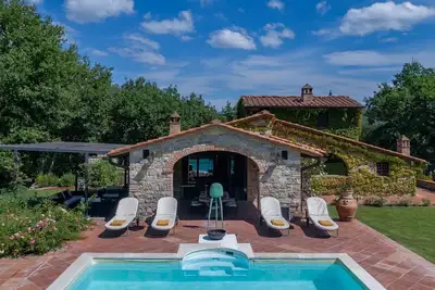 Image de Sestuccia, Gaiole in Chianti, Siena and Chianti