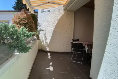 Image de Appartement au rez-de-chaussée avec balcon ensoleillé orienté au sud près de Barbarossa-Therme et du centre