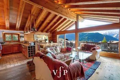 Image de Magnifique chalet dans le centre de la station, à 5 minutes de la place centrale de Verbier. Grand b
