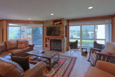 Image de Condo luxueux de 5 chambres avec vue sur les pistes de ski. Super endroit