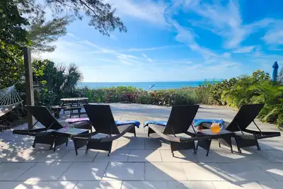 Image de Incroyable Luxueux Oceanfront House!