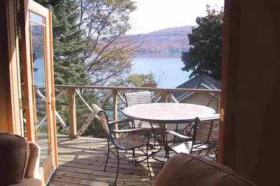 Angler'S Lodge sur Lake Otsego avec terrasse, quai, vues spectaculaires, 3 chambres