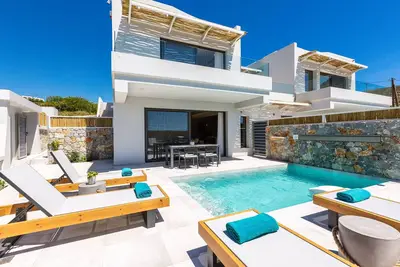 Image de Villa Daphne- Naiades / 2 chambres, luxe, front de mer