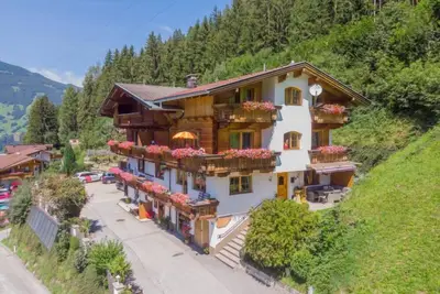 Image de Appartement Alpin by Interhome