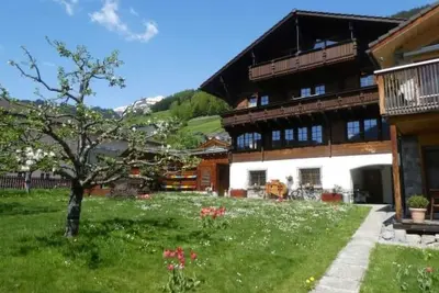Image de Ferienwohnung Bigliel-Wahrenberger by Interhome