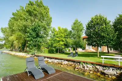 Image de Lakefront 1 by Interhome