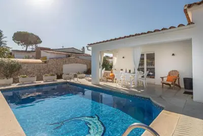 Image de Montgri by Interhome