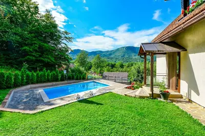 Image de Maison BoĹľica by Interhome