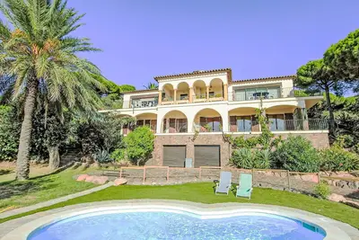 Image de Puig Romani by Interhome