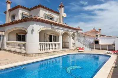 Villa Kikidona by Interhome