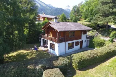Image de Appartement FrĂŞnes by Interhome