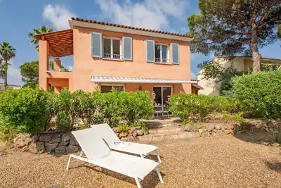 Image de Le Mas d'Esquière 5 by Interhome