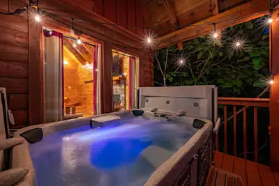 Image de Privé cabine moderne à quelques minutes de Dollywood. Emplacement de choix pour les Smokies