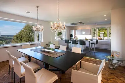Image de Luxus-Ferienwohnung (260qm) mit 160qm großer Sonnenterrasse und exklusivster technischer Ausstattung