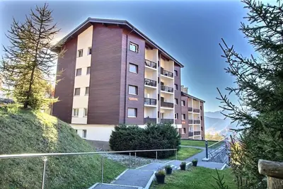 Image de Appartement de 4 pièces *** - 4e étage - à 5 min. de « Médran » télécabine - dans un quartier tranqu