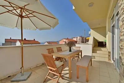 Appartement Cvit 2 by Interhome