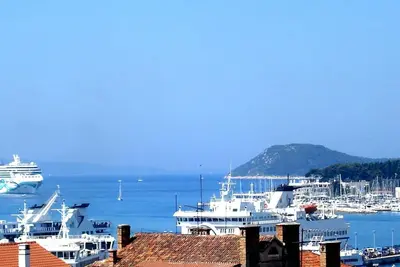 vue sur le port centre ville