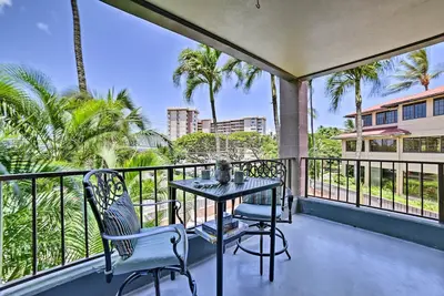 Image de Nouveau! Chic West Maui Condo w / Pool - Promenade à la plage!