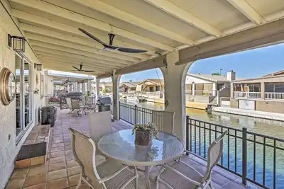 Image de Nouveau! Accueil Waterfront à Parker w / Mtn Views & Dock!