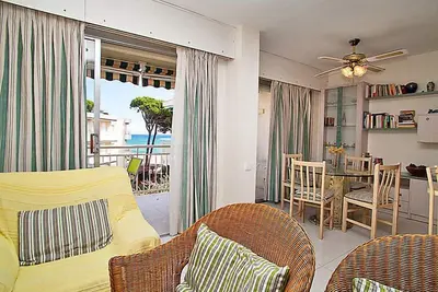 Appartement Dms Iv by Interhome