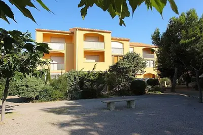 Image de Les GenĂŞts by Interhome