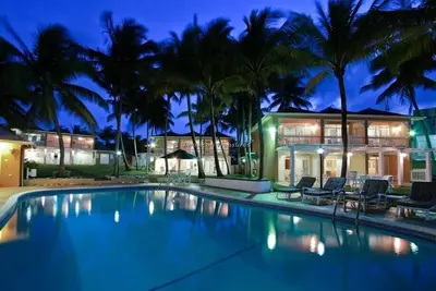 Image de Waterfront Villas! Mariages! RÉUNIONS Familiales, JAMAÏQUE, Coral Cay - Ocho Rios 13br