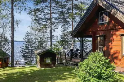 Image de Puolen hehtaarin metsä by Interhome