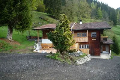 Image de Ferienhaus Niesen View by Interhome