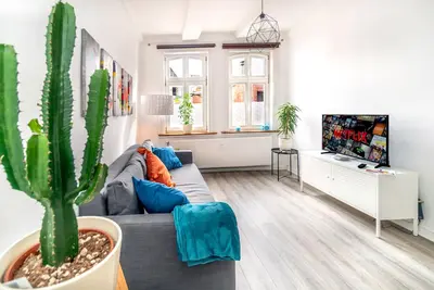 Image de Loft historique dans un emplacement privilégié - Wi-Fi rapide, Netflix, Smart Tv, cuisine