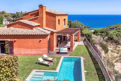 Jandalo Berria by Interhome