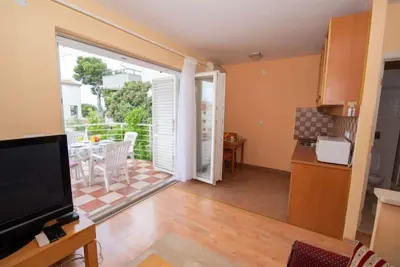 Image de Appartement Bencun by Interhome