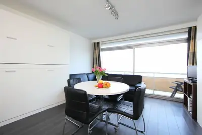 Studio met garage by Interhome