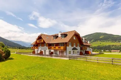 Image de Appartement Top 13 by Interhome