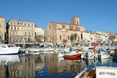Image de Grand studio sur le port de La Ciotat