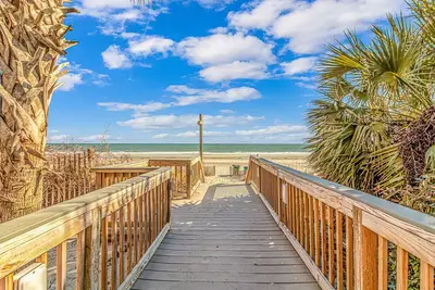 Image de Suite Studio Corner Oceanfront ~ Caravelle 610