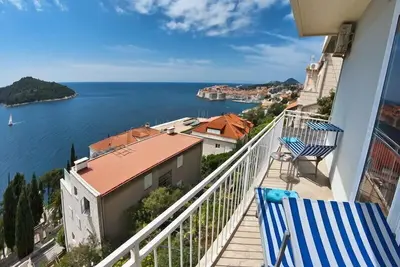 Image de Apartments Sipa - Appartement Supérieur 2 Chambres avec Balcon et Vue sur la Mer (Apartman F)
