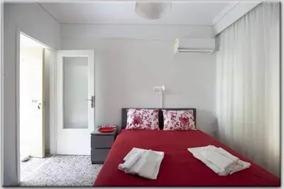 Le confortable appartement d'Anni à 50m de la plage!