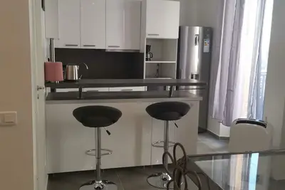 Image de Appartement 51m2  très bien situé a 5 min du port a pieds