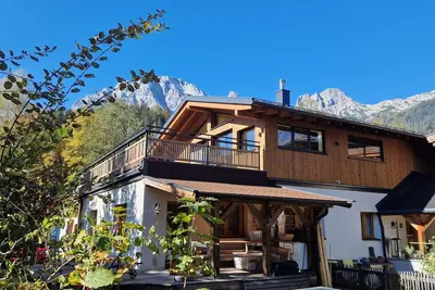 Image de Cottage près des pistes de ski, avec grand jardin privé