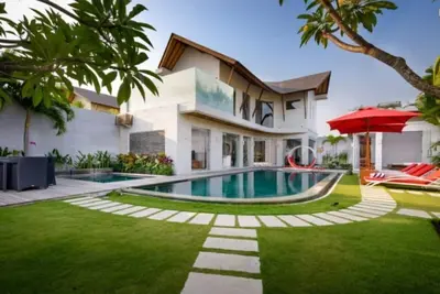 Image de Villa confortable de 3 chambres à Semnyak près de Eat Street, plage de Petitenget