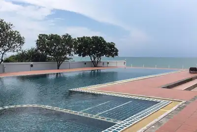 Image de 2 bedroom condo with sea view and pool