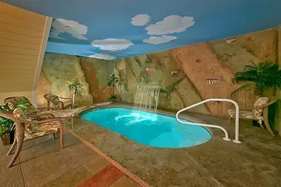 Image de Piscine intérieure privée Chalet - 4 personnes
