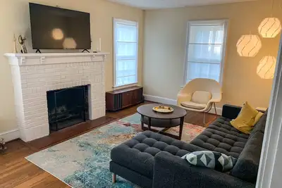 Charmant cottage de 2 chambres à N Arlington