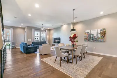 Image de Nouvelle maison de ville 4br à Bienville Villas