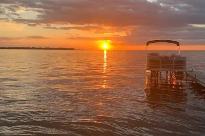 Image de Maison de luxe au bord du lac sur le lac Houghton