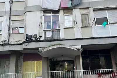 Image de Joli appartement balcon  vu dégagé commerces et gares train /metro à 5 m à pied