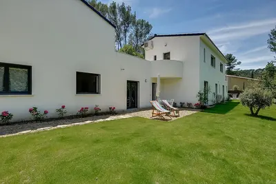 Image de Maison du Prignon dans le domaine de la Sainte-Victoire