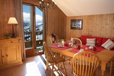 Image de Wifi, remise en forme, piscine, parking, casier à ski, 38m², La Toussuire