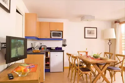 Image de 50m des commerces, piscine, balcon, 32m², Les Orres